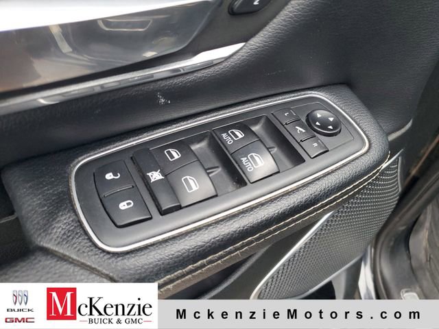 Used 2020 RAM 1500 Laramie w/ Sport Appearance Package AWD/4WD image 9