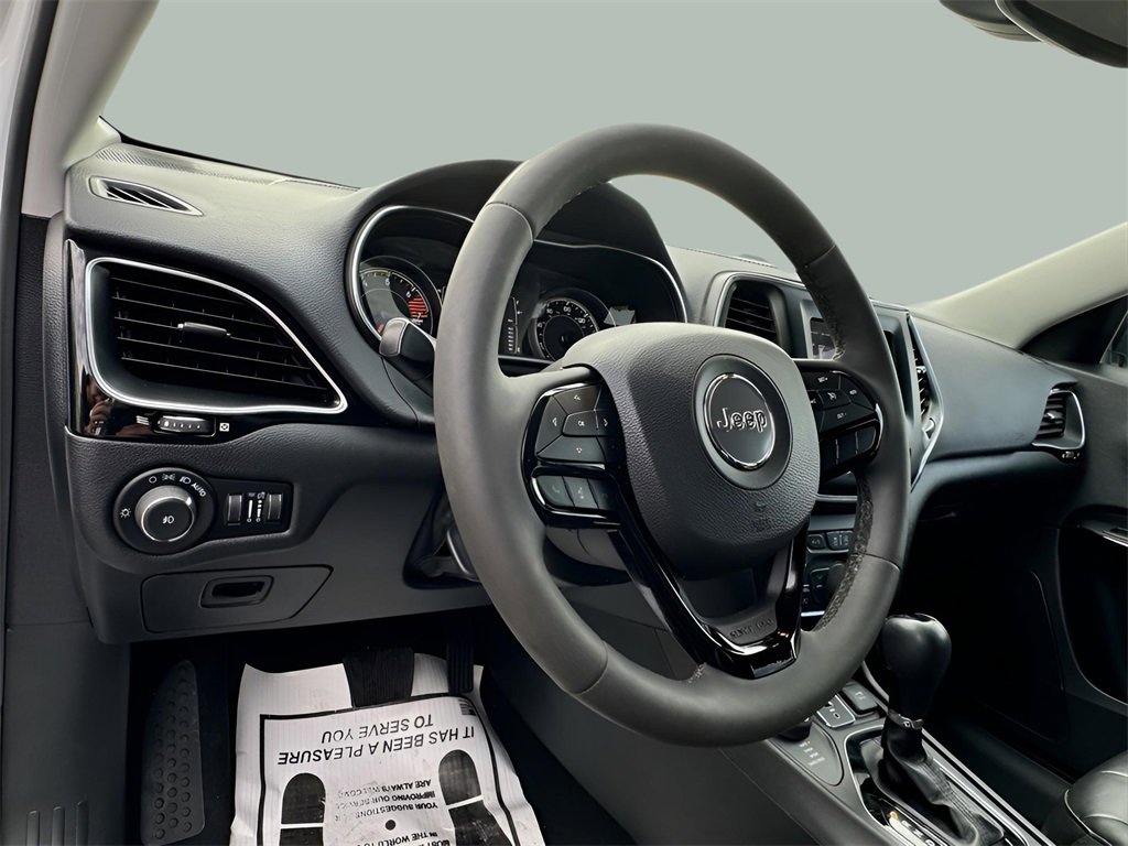 Certified 2021 Jeep Cherokee Latitude Plus image 12