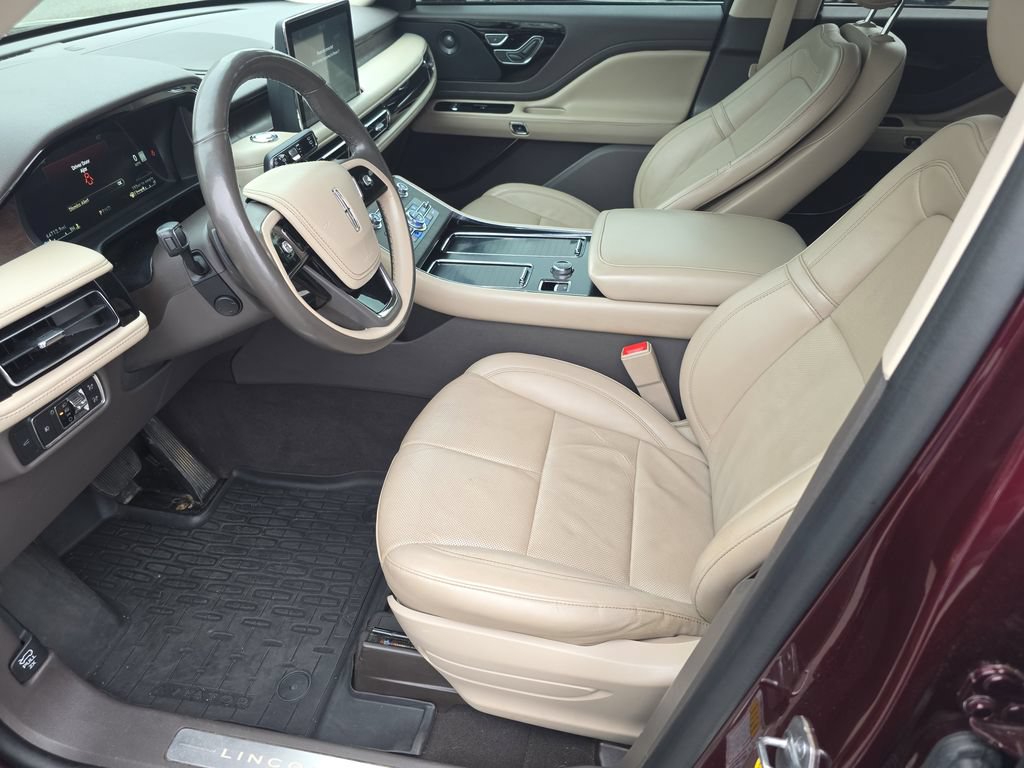 Used 2020 Lincoln Aviator Reserve w/ Equipment Group 201A AWD/4WD image 8