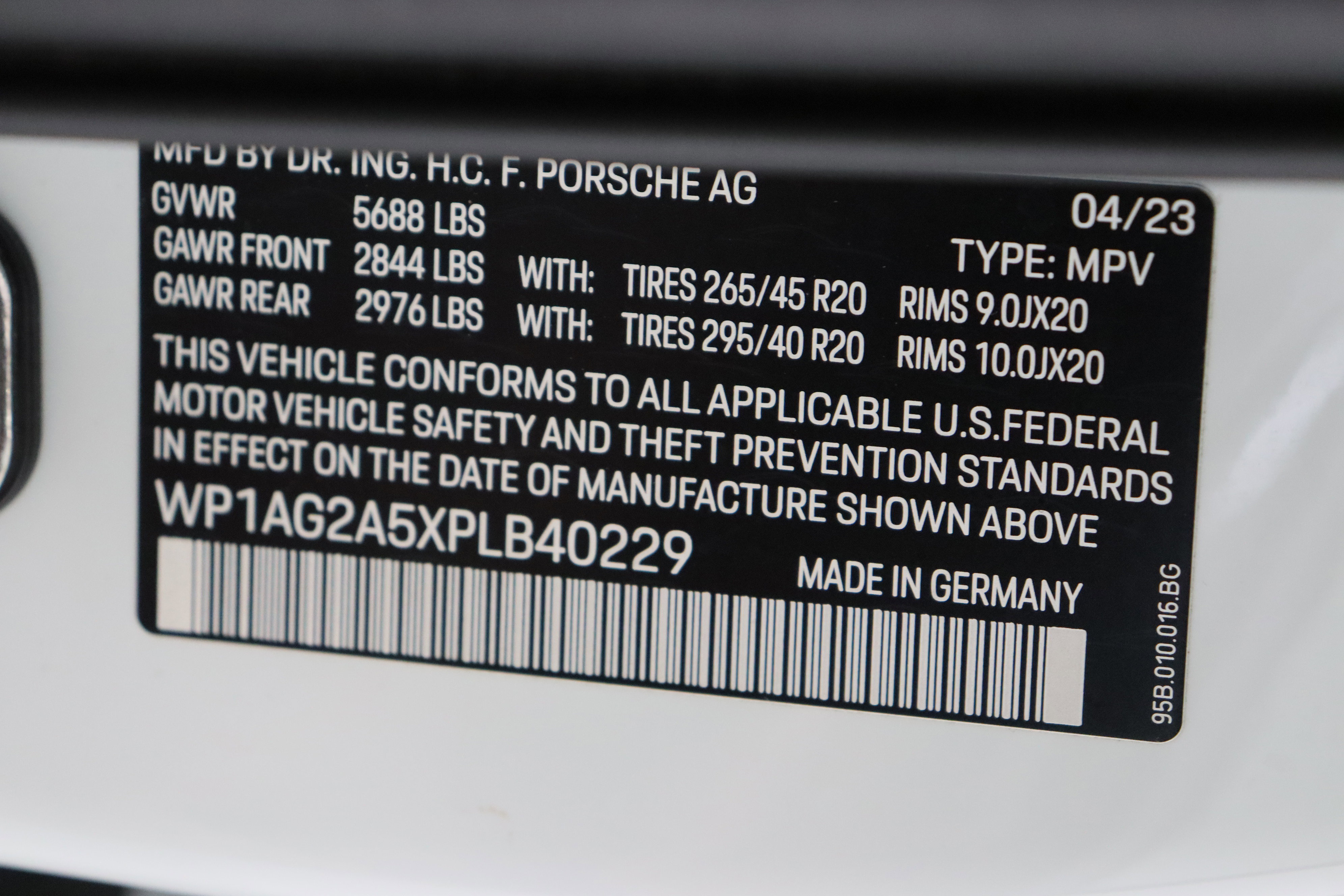Used 2023 Porsche Macan S image 44
