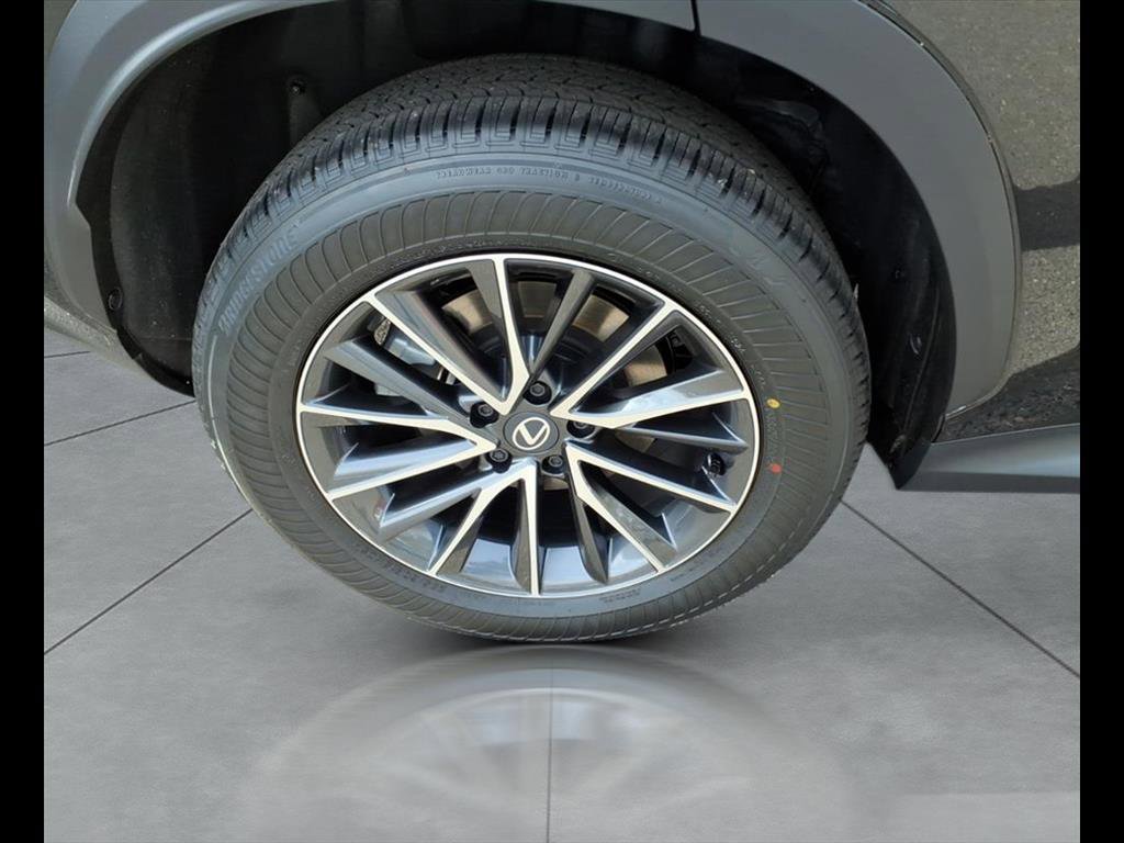New 2026 Lexus NX 350h AWD w/ Premium Package image 5
