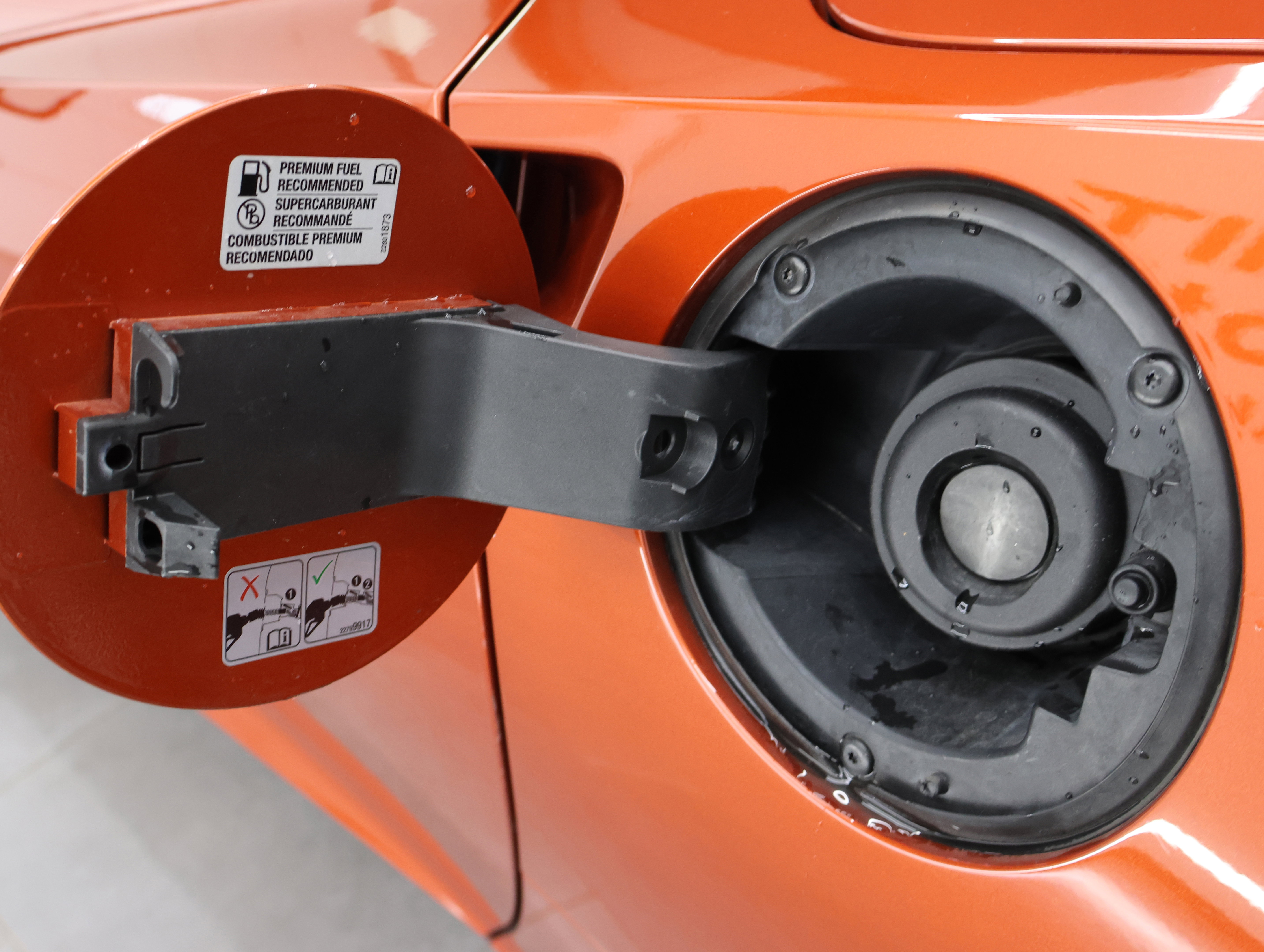 Used 2015 Chevrolet Corvette Stingray Convertible w/ 2LT Preferred Equipment Group RWD image 28