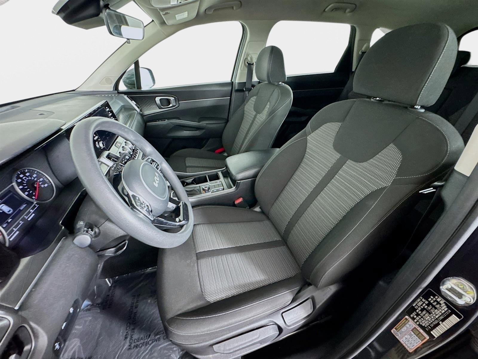 Certified 2022 Kia Sorento LX image 11