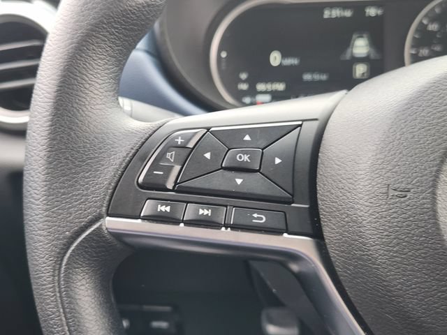 Used 2025 Nissan Versa SV FWD image 22