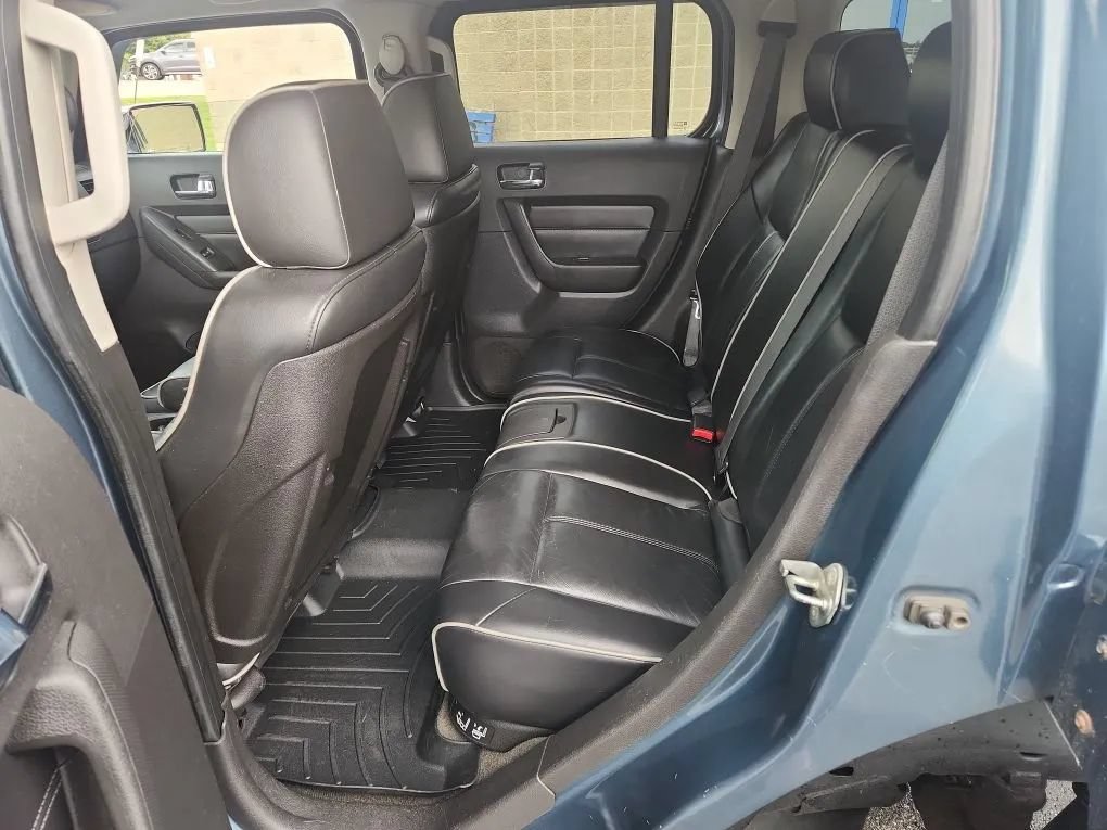 Used 2007 HUMMER H3 AWD/4WD image 9