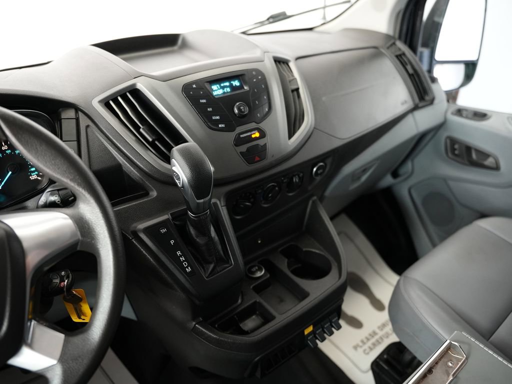 Used 2018 Ford Transit 250 148 Medium Roof RWD image 17