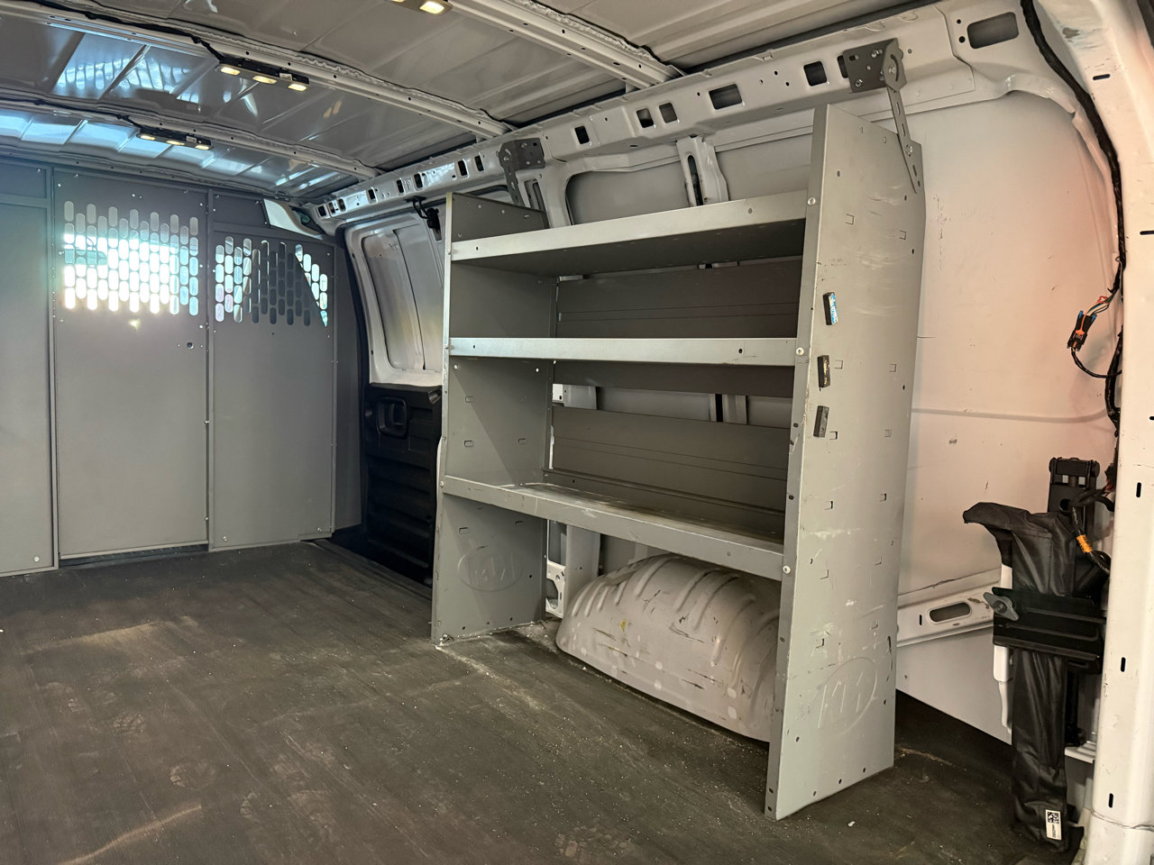 Used 2023 GMC Savana 2500 w/ Driver Convenience Package image 17