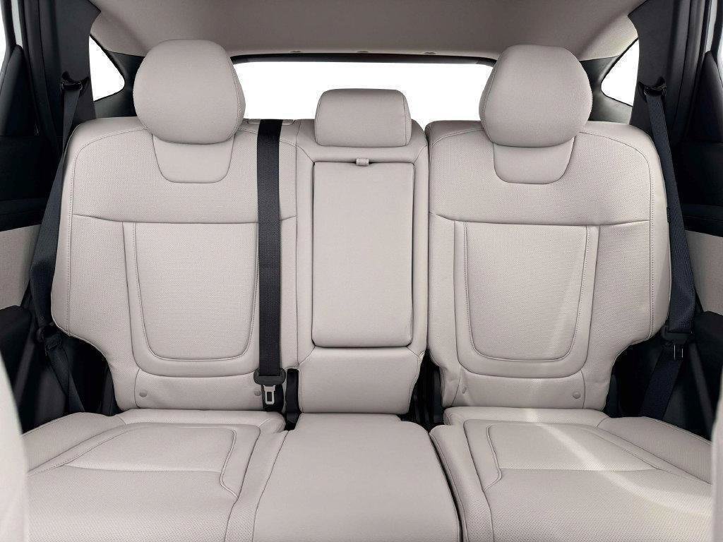 New 2026 Hyundai Tucson SEL FWD image 16