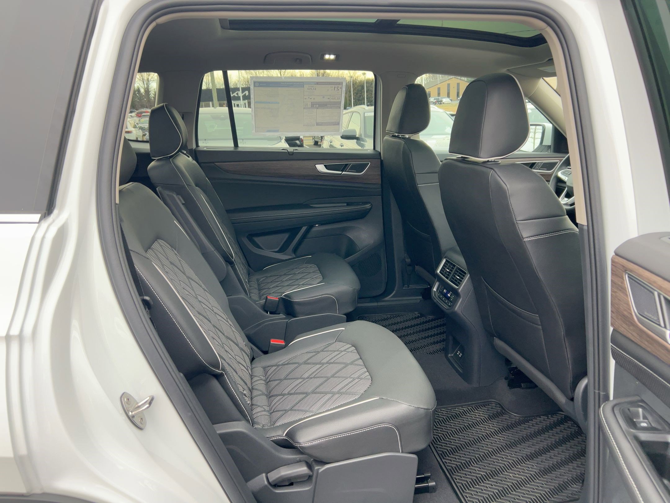 New 2026 Volkswagen Atlas SEL Premium R-Line image 26