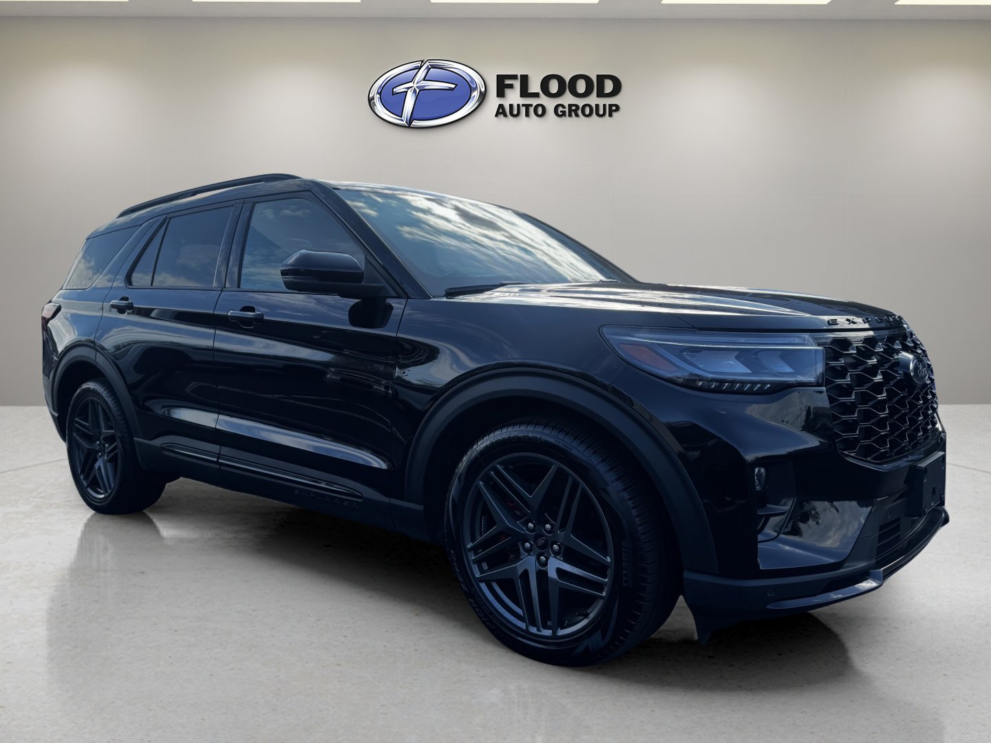 Used 2025 Ford Explorer ST