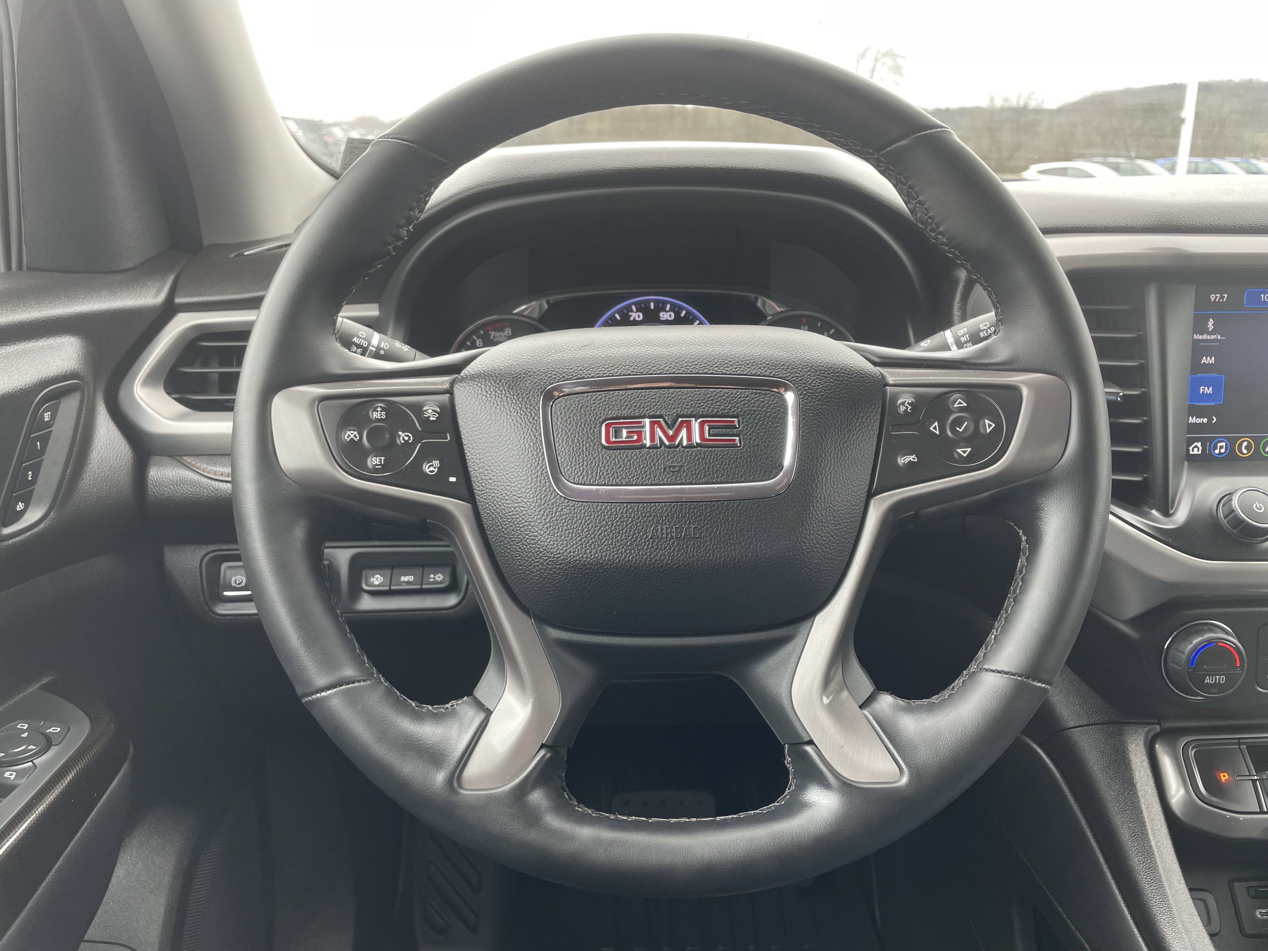 Used 2023 GMC Acadia AT4 w/ Technology Package AWD/4WD image 18