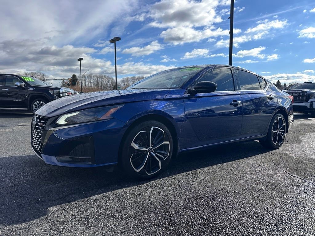 Used 2024 Nissan Altima 2.5 SR w/ SR Premium Package video 2