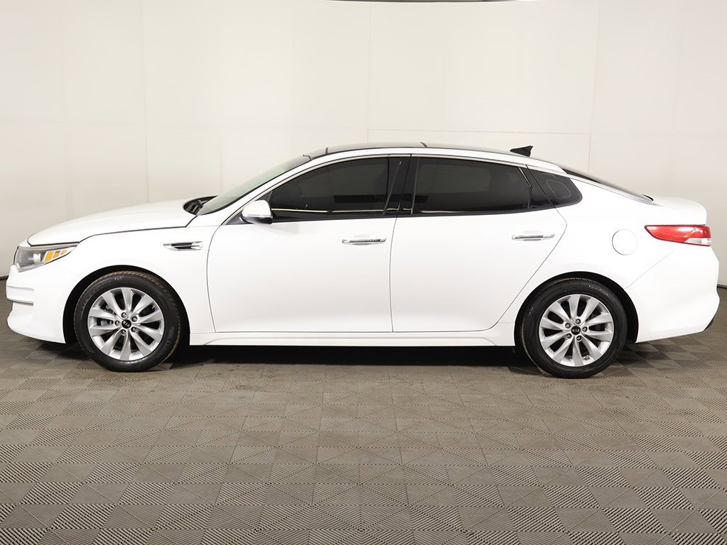 Used 2018 Kia Optima EX w/ Premium Package image 17