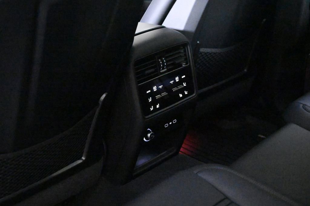 Certified 2026 Porsche Cayenne Turbo image 20