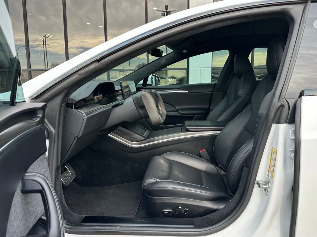 Used 2021 Tesla Model S Plaid image 16