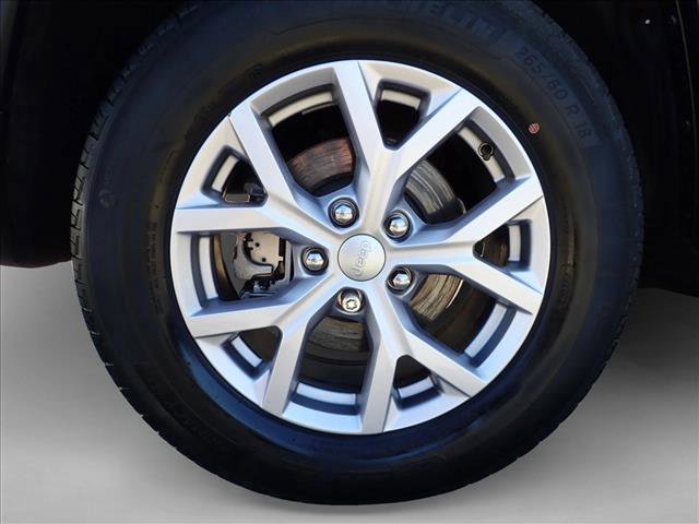 Used 2022 Jeep Grand Cherokee Limited image 7