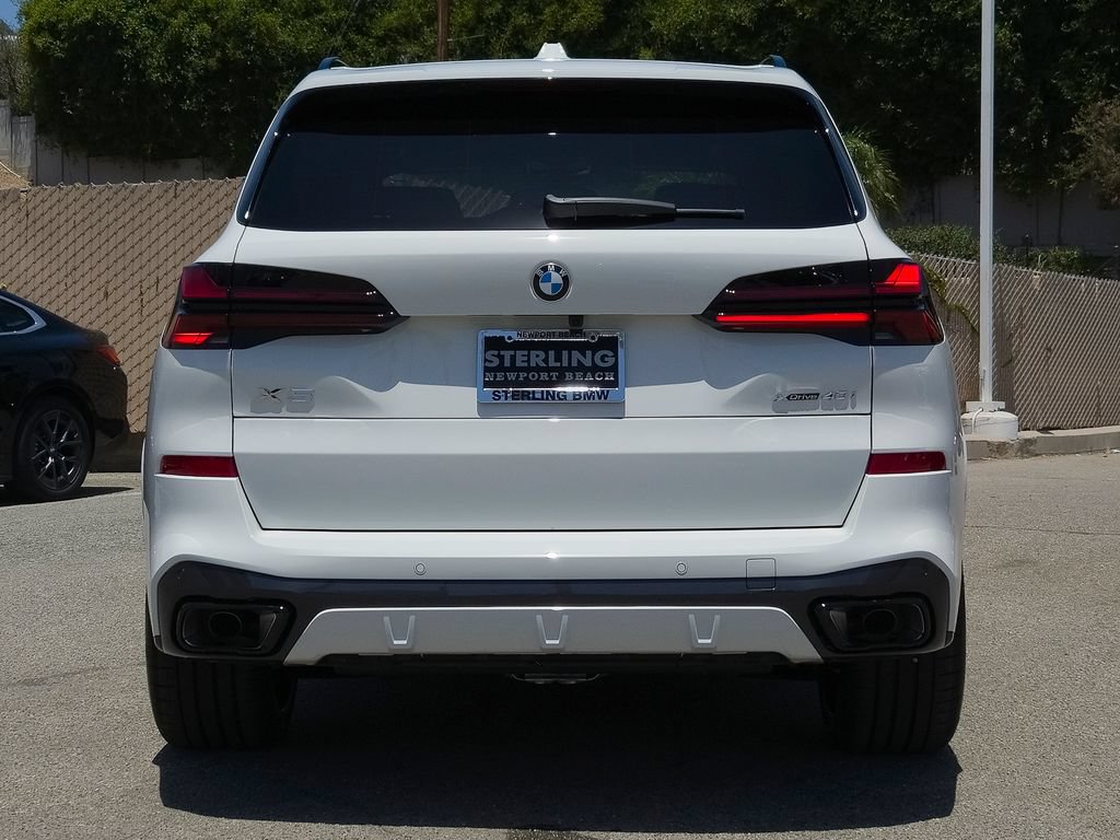 New 2026 BMW X5 xDrive40i w/ M Sport Package AWD/4WD image 17