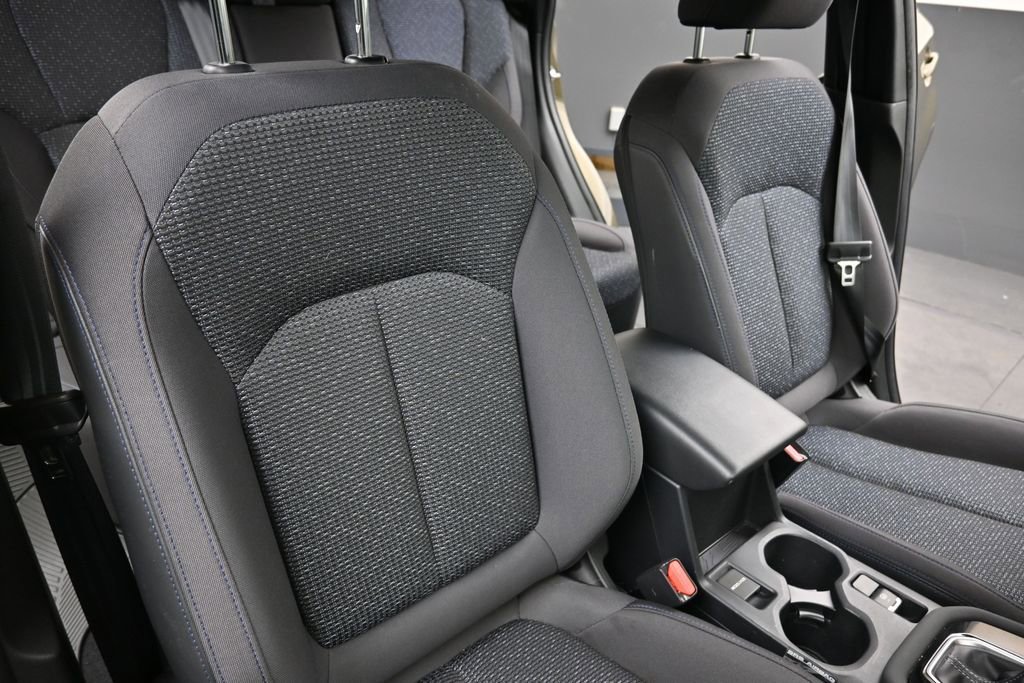 Used 2025 Subaru Forester Premium AWD/4WD image 14