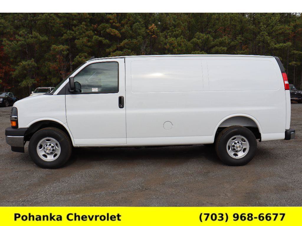 New 2025 Chevrolet Express 2500 w/ Driver Convenience Package RWD image 4