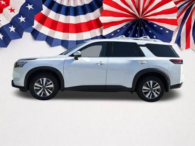 Certified 2025 Nissan Pathfinder SL AWD/4WD image 22
