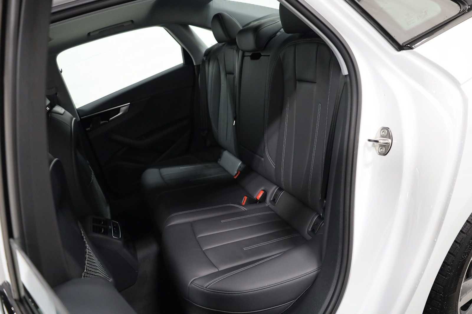 Used 2023 Audi A4 2.0T Premium Plus w/ Premium Plus Package image 34