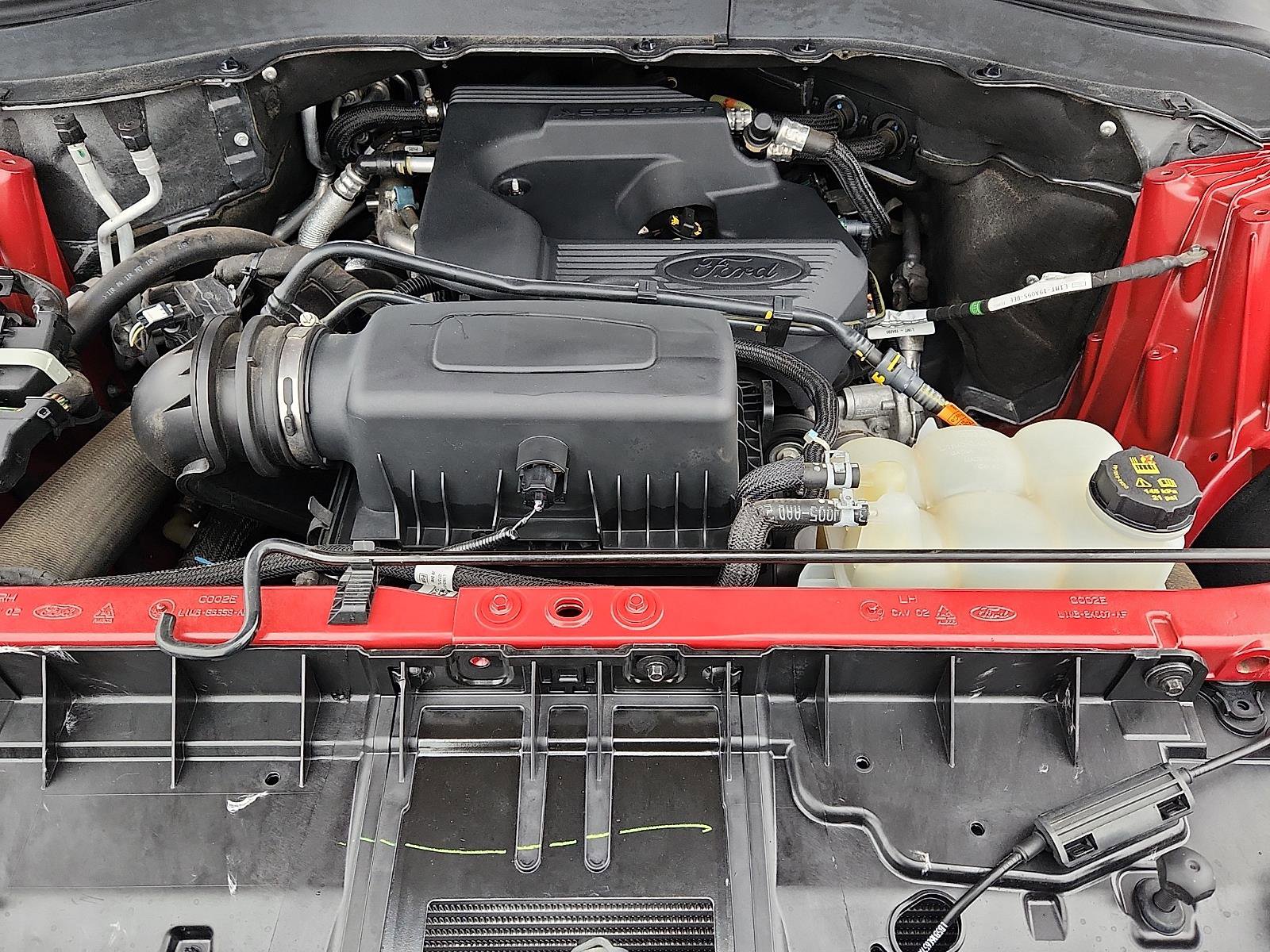 Used 2020 Ford Explorer XLT w/ Comfort Package image 27