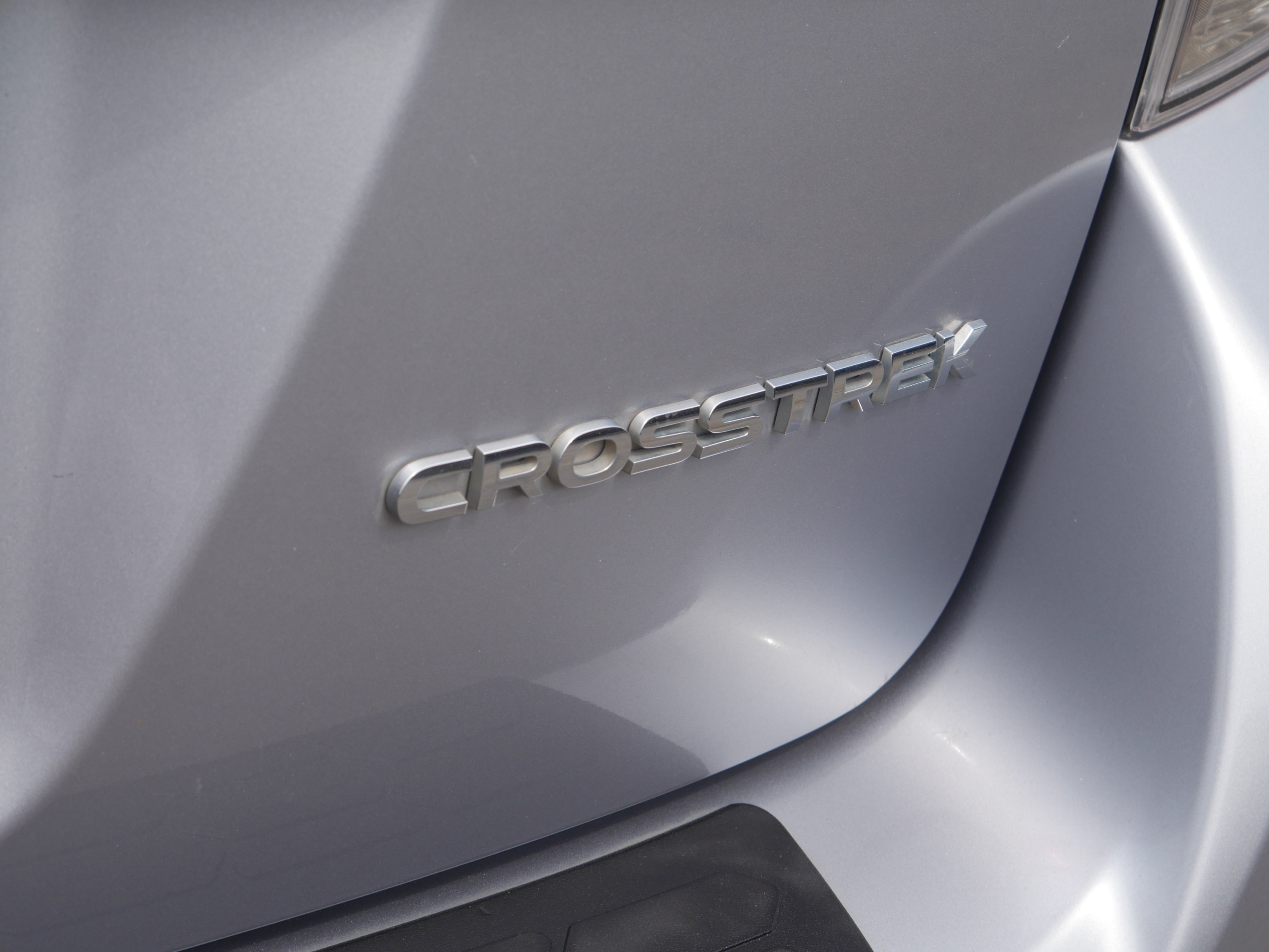 Used 2019 Subaru Crosstrek 2.0i Limited w/ Moonroof Package w/Navigation AWD/4WD image 21