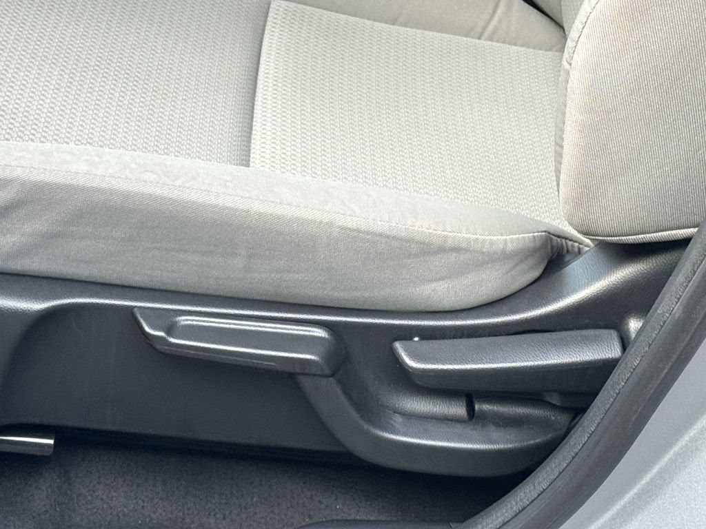 Used 2021 Honda HR-V LX image 14