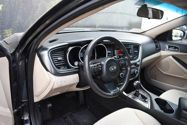Used 2015 Kia Optima LX image 14