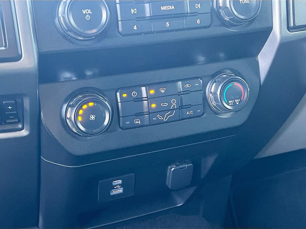 Used 2020 Ford F550 4x4 Crew Cab Super Duty image 15