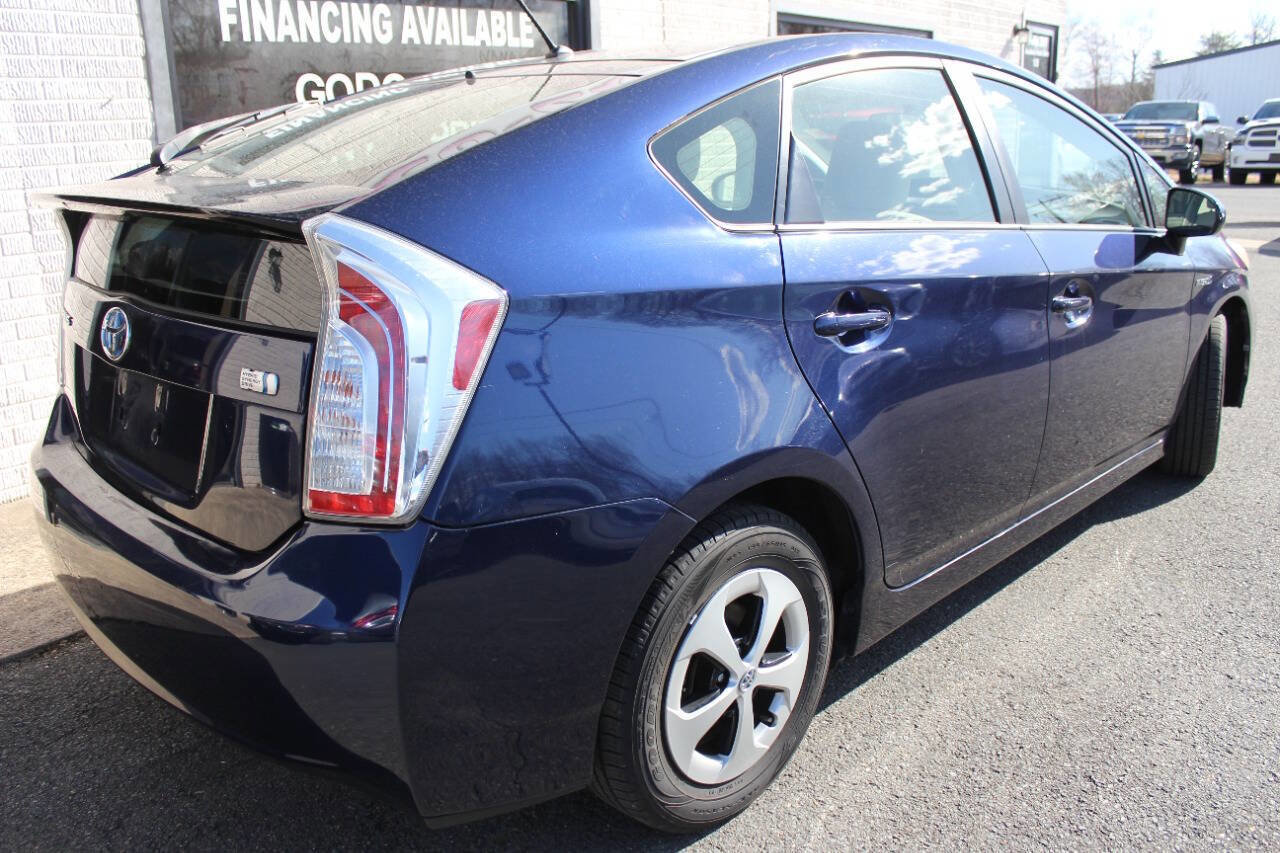 Used 2013 Toyota Prius Two image 9