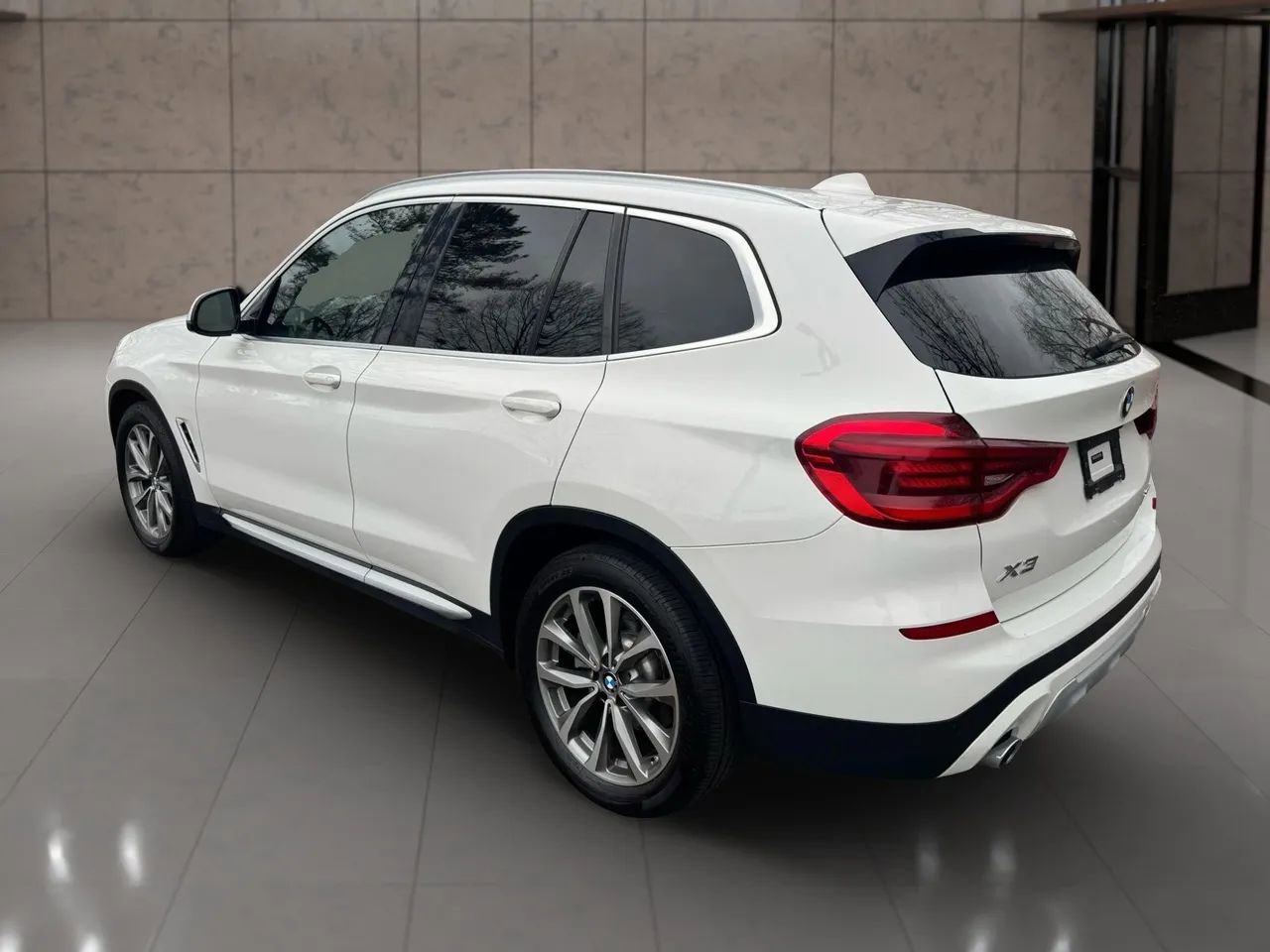 Used 2019 BMW X3 sDrive30i RWD image 5