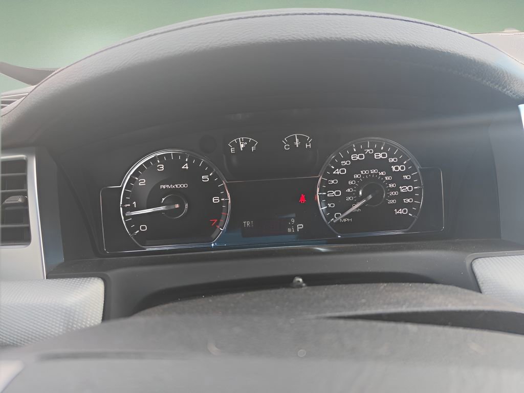 Used 2009 Lincoln MKS AWD image 5