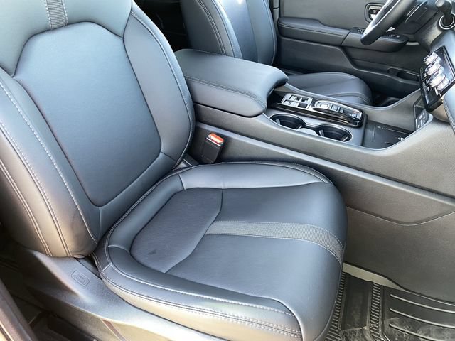 Used 2025 Honda Pilot EX-L image 12