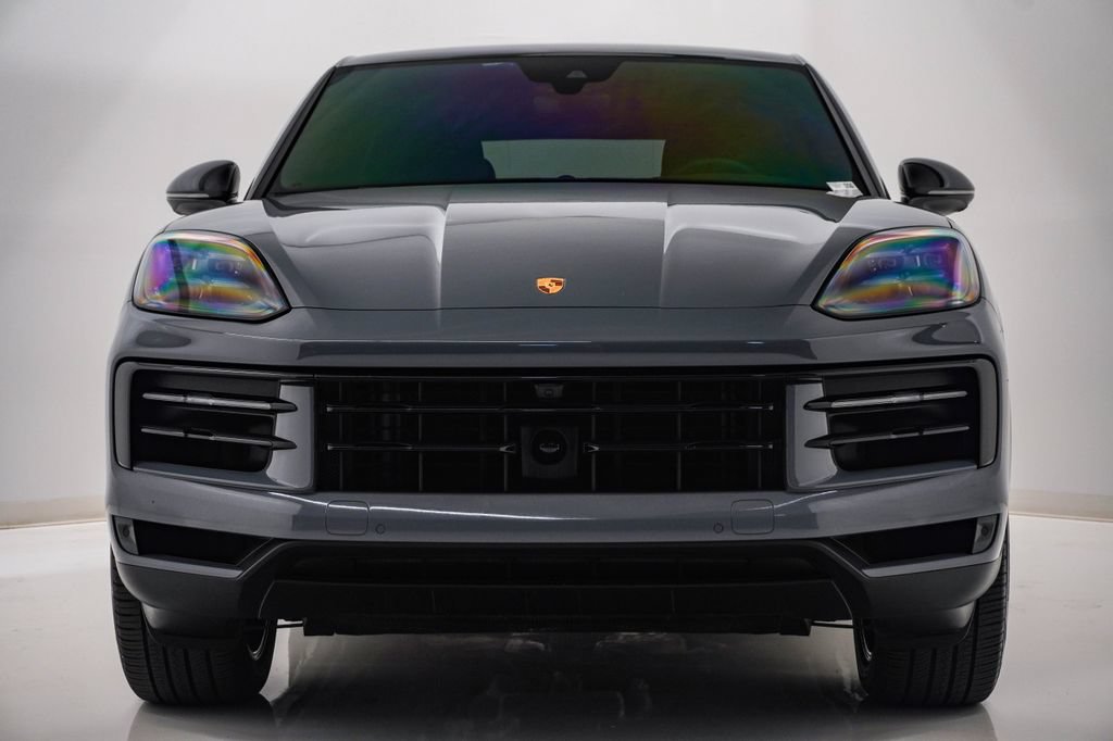 Certified 2025 Porsche Cayenne Coupe AWD/4WD image 6