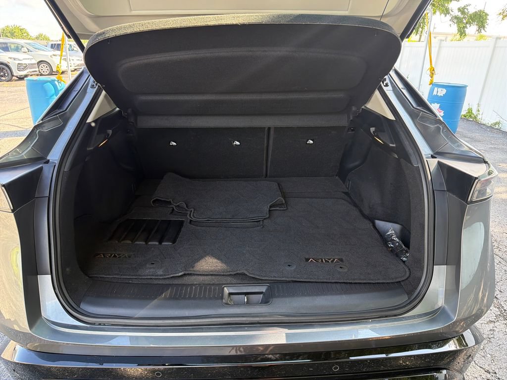 Used 2023 Nissan Ariya FWD image 42