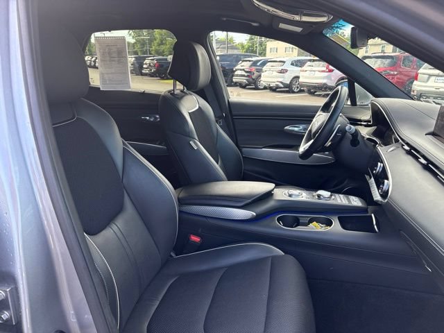 Used 2024 Genesis GV70 2.5T w/ Sport Prestige Package AWD/4WD image 13