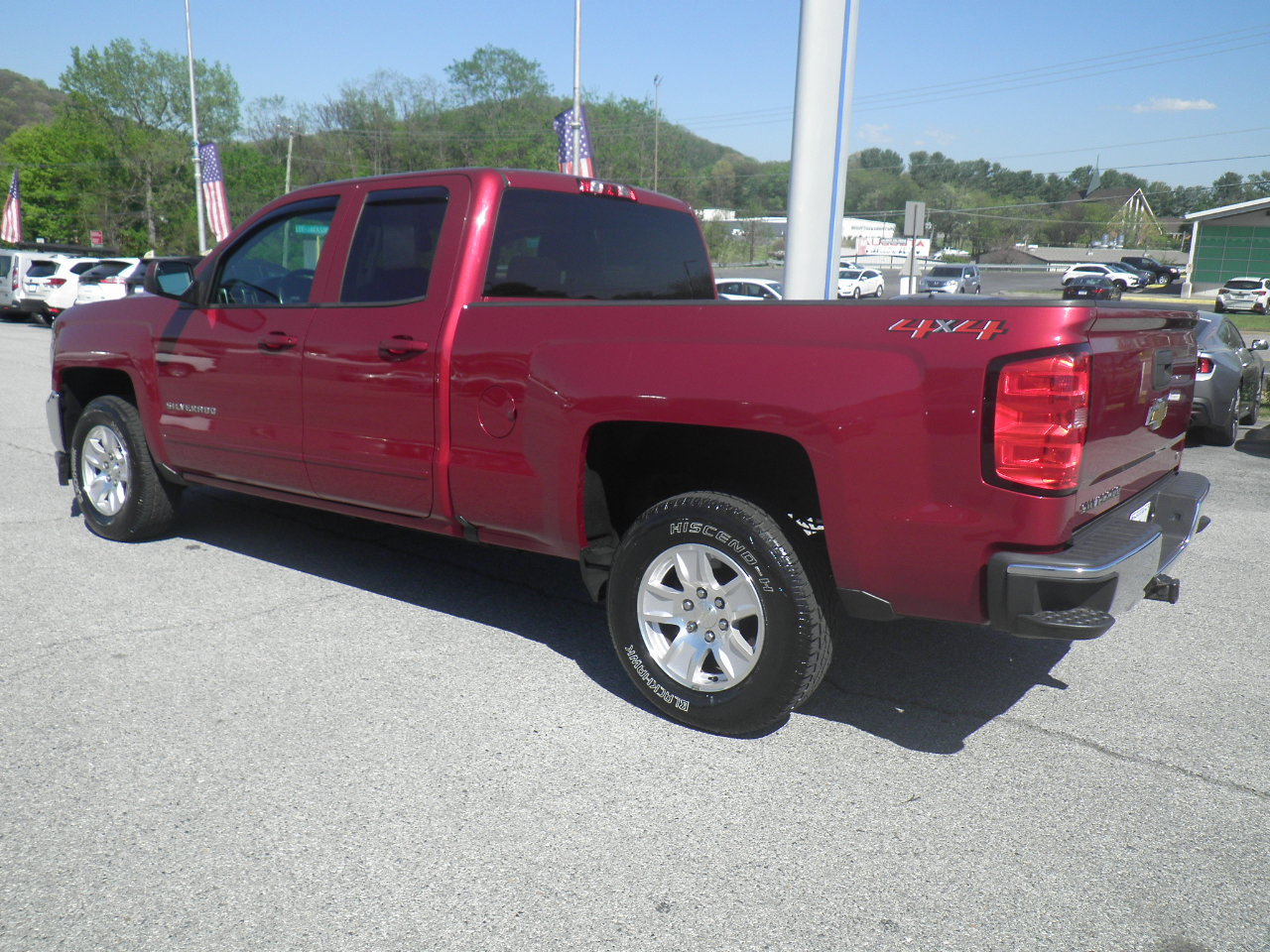 Used 2018 Chevrolet Silverado 1500 LT w/ All Star Edition image 4