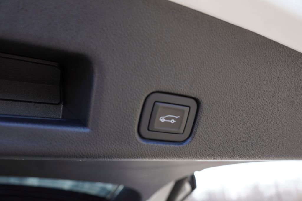 Certified 2025 Buick Enclave Preferred image 22