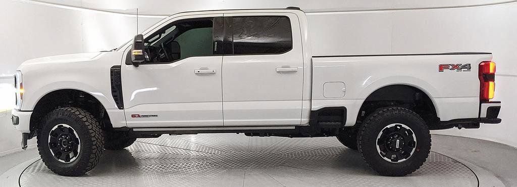 Used 2026 Ford F250 Platinum AWD/4WD image 5