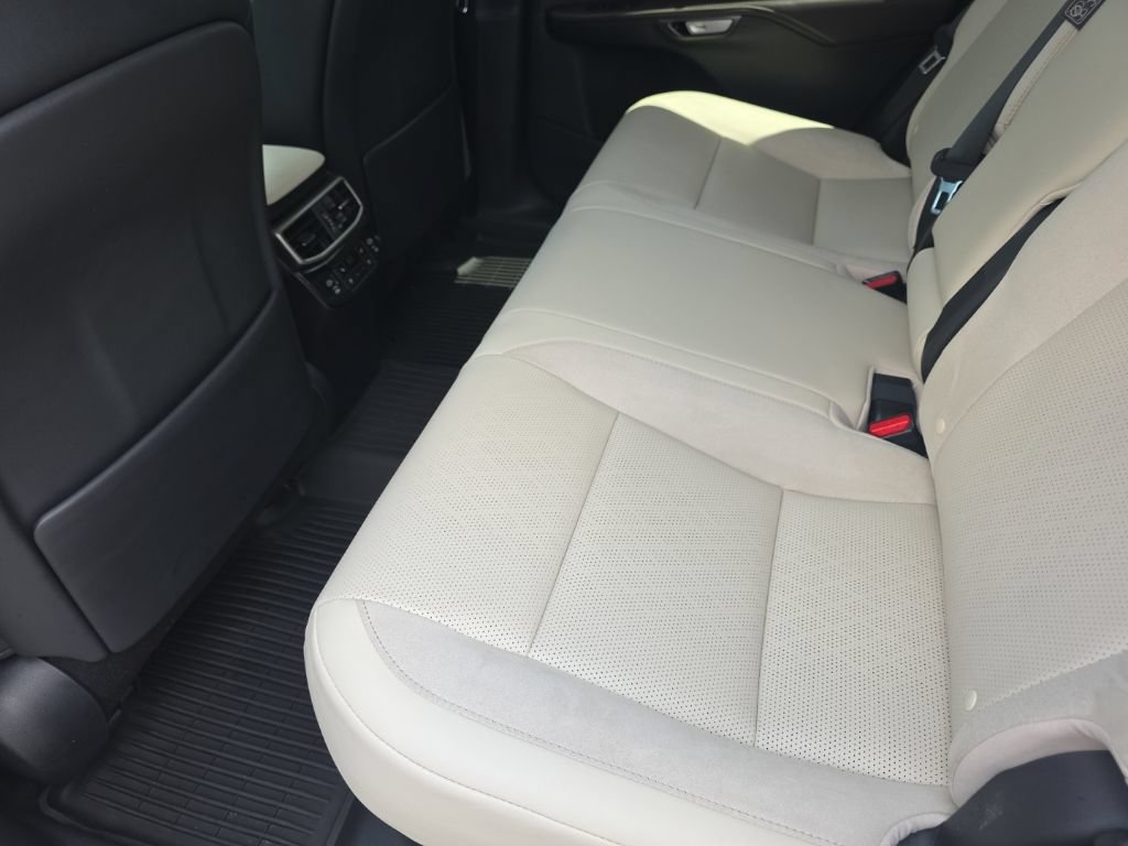 Used 2026 Lexus RX 350 AWD w/ Convenience Package image 12