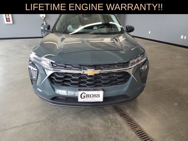 New 2026 Chevrolet Trax LS w/ LS Convenience Package image 4