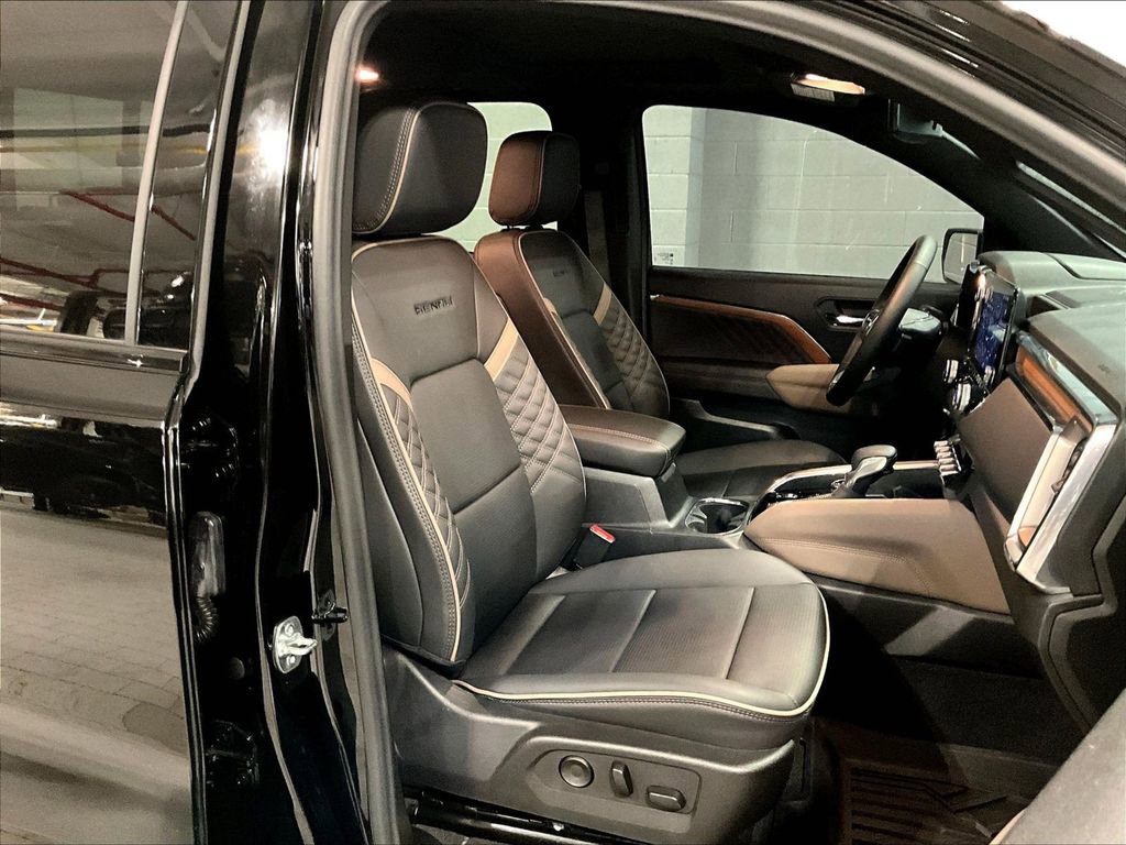 Used 2025 GMC Canyon Denali w/ LPO, Denali Black Edition image 12