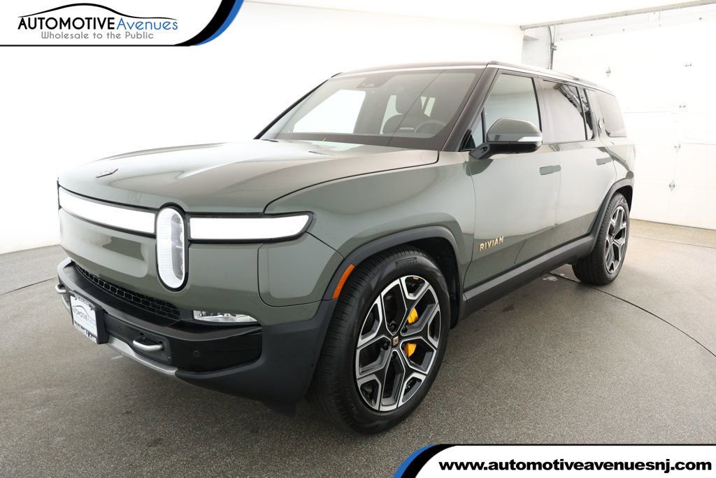 Used 2022 Rivian R1S Launch Edition image 1