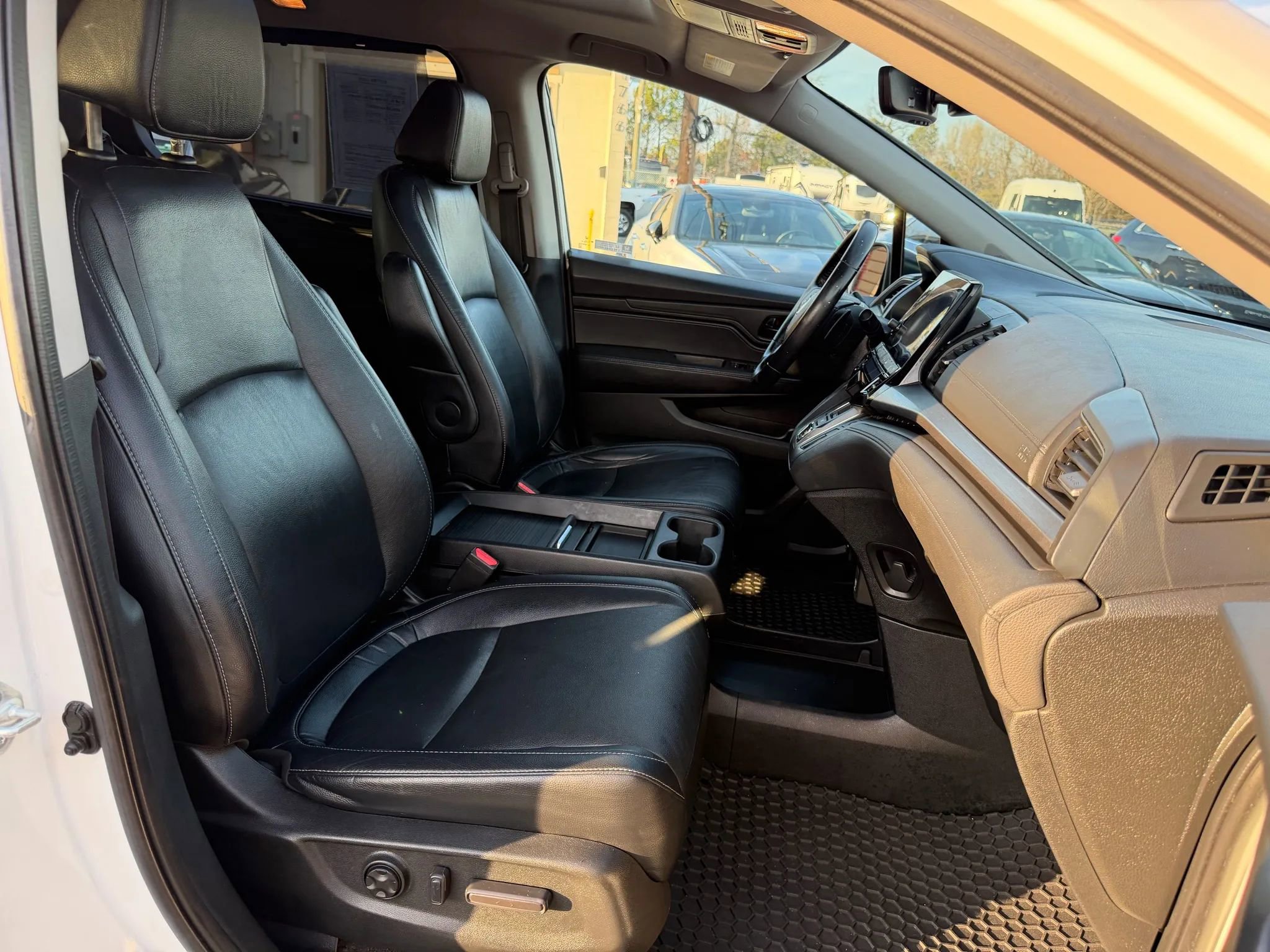 Used 2021 Honda Odyssey EX-L image 23