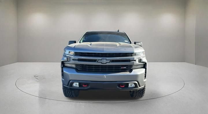 Used 2020 Chevrolet Silverado 1500 LT Trail Boss AWD/4WD image 2