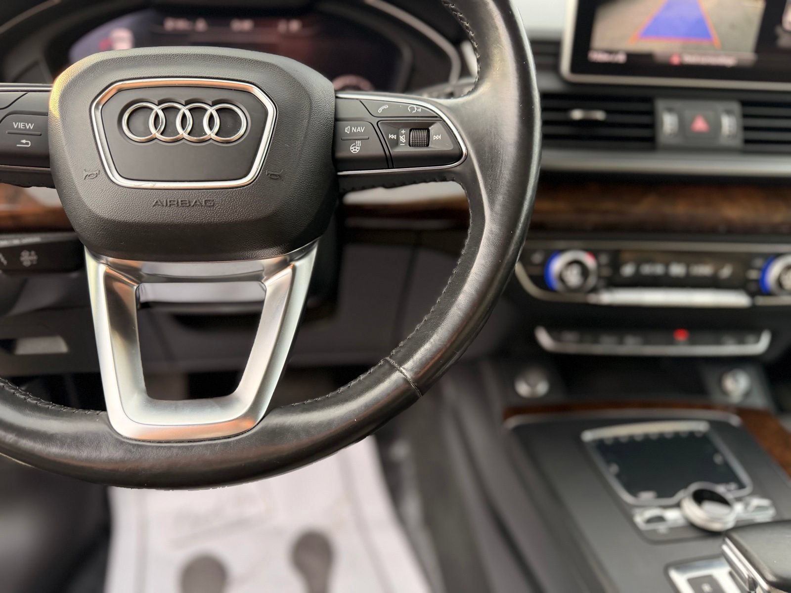 Used 2018 Audi Q5 Prestige w/ Premium Plus Package AWD/4WD image 20