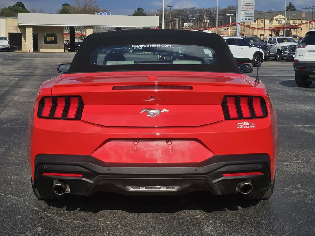 Used 2024 Ford Mustang Premium image 5