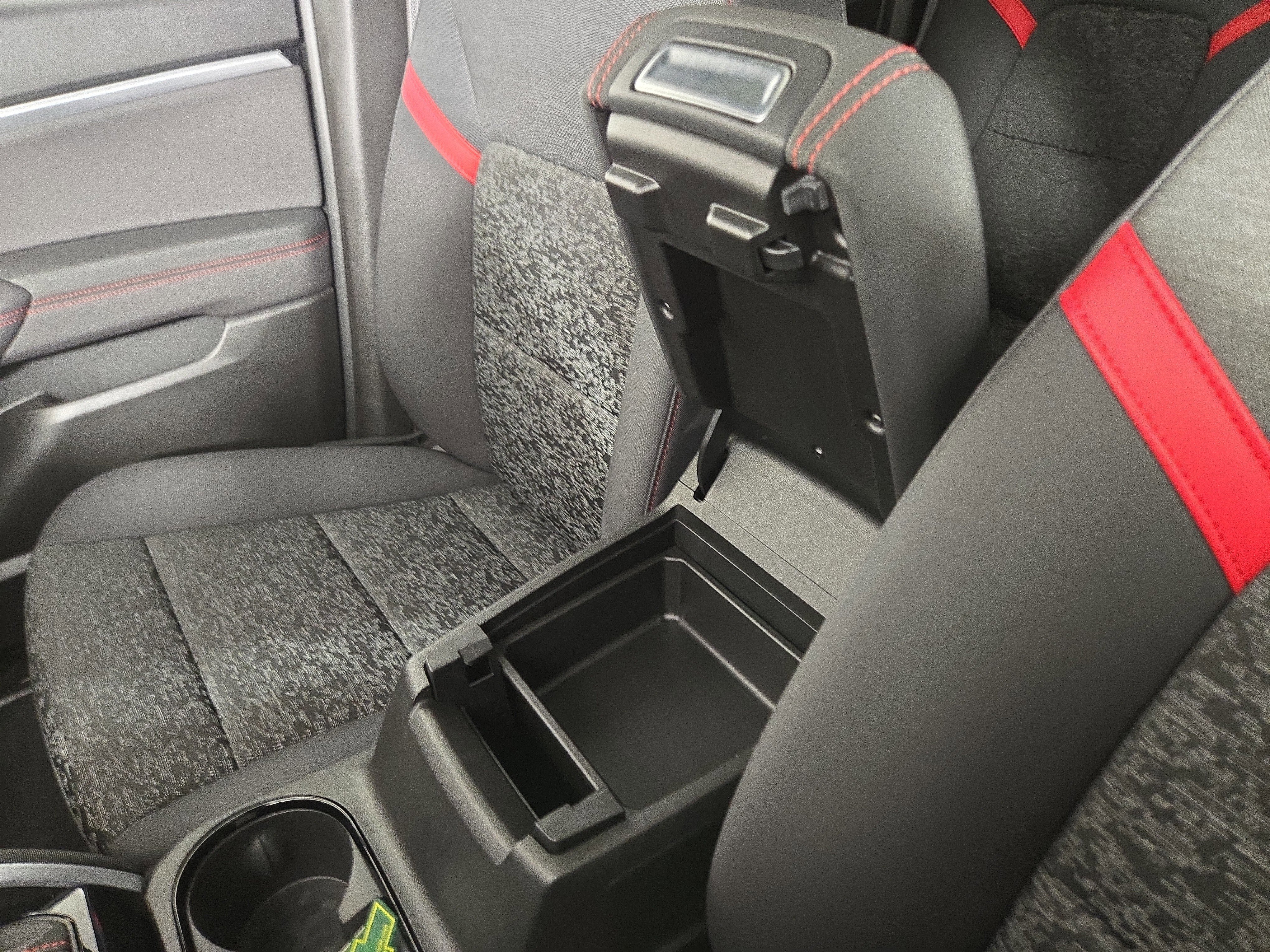 Certified 2024 Chevrolet Colorado Z71 w/ LPO, Dark Essentials Package image 29