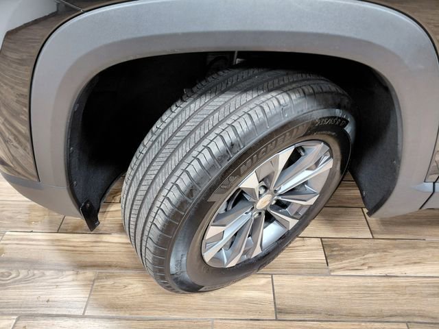 Used 2025 Chevrolet Equinox LT image 19